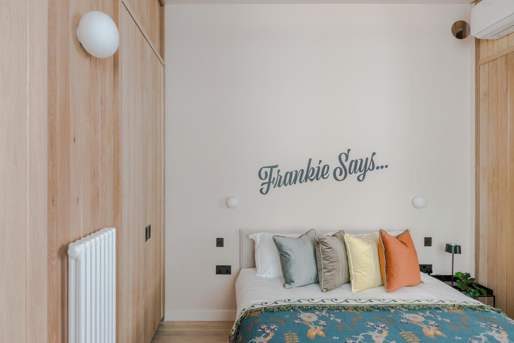Casa Camisa - Soho - By Frankie Says Apartament *